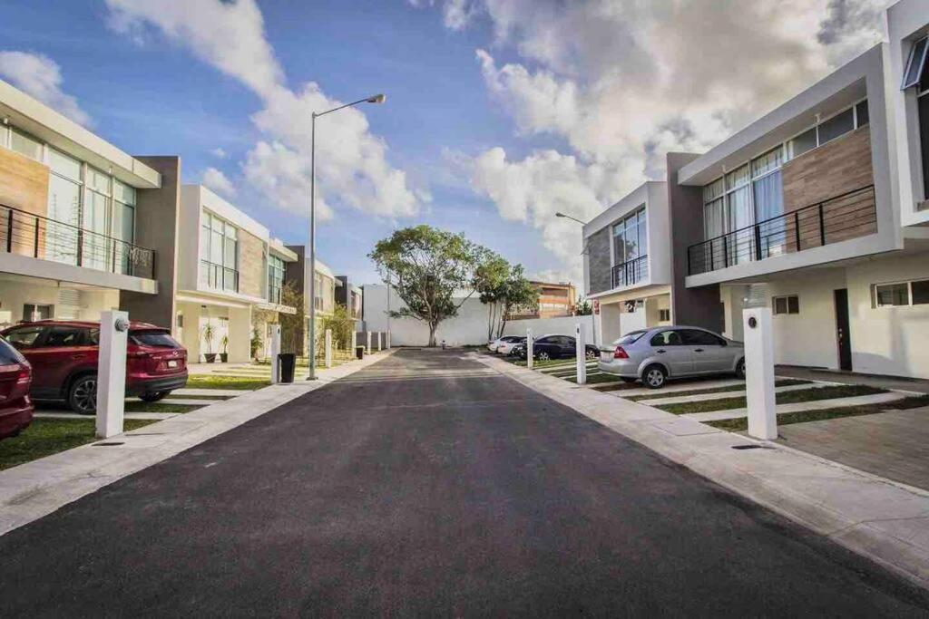 Altus Homes By Andiani Travel Cancún Eksteriør billede