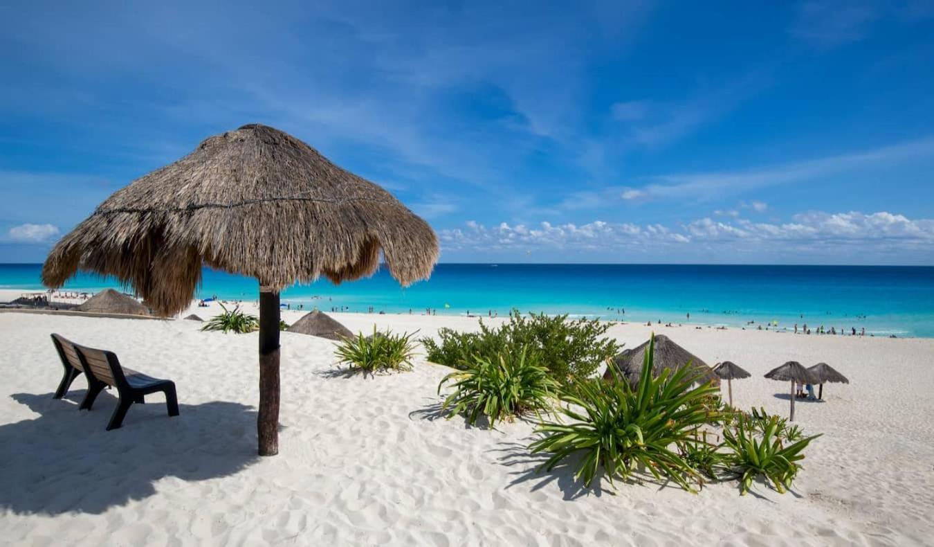 Altus Homes By Andiani Travel Cancún Eksteriør billede
